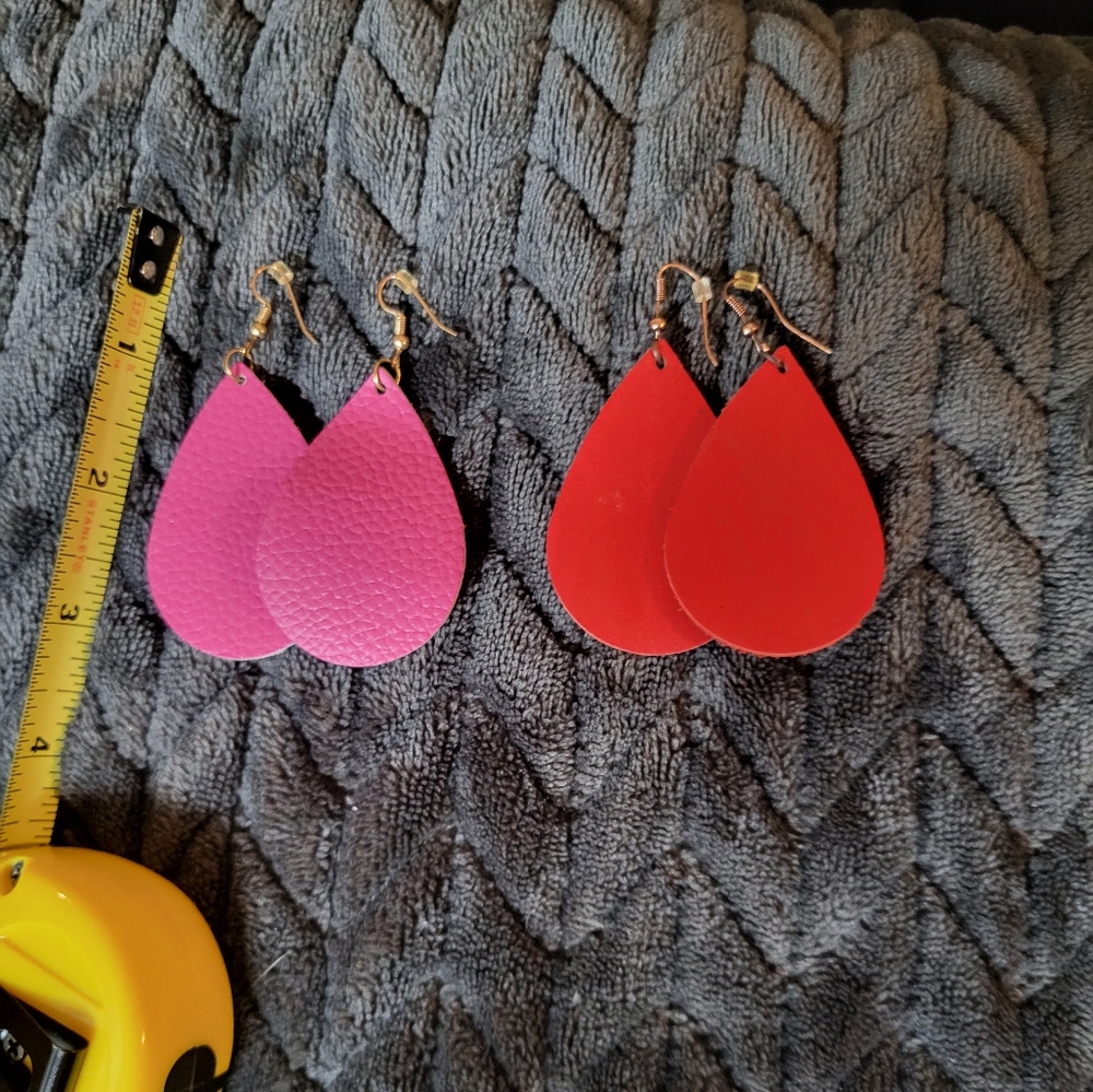 Set Of 2 Pink And Red Vegan Leather Tear Drop Earrings! NWOT.